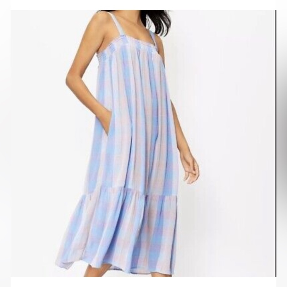 Loft smocked midi dress with pockets. Size small